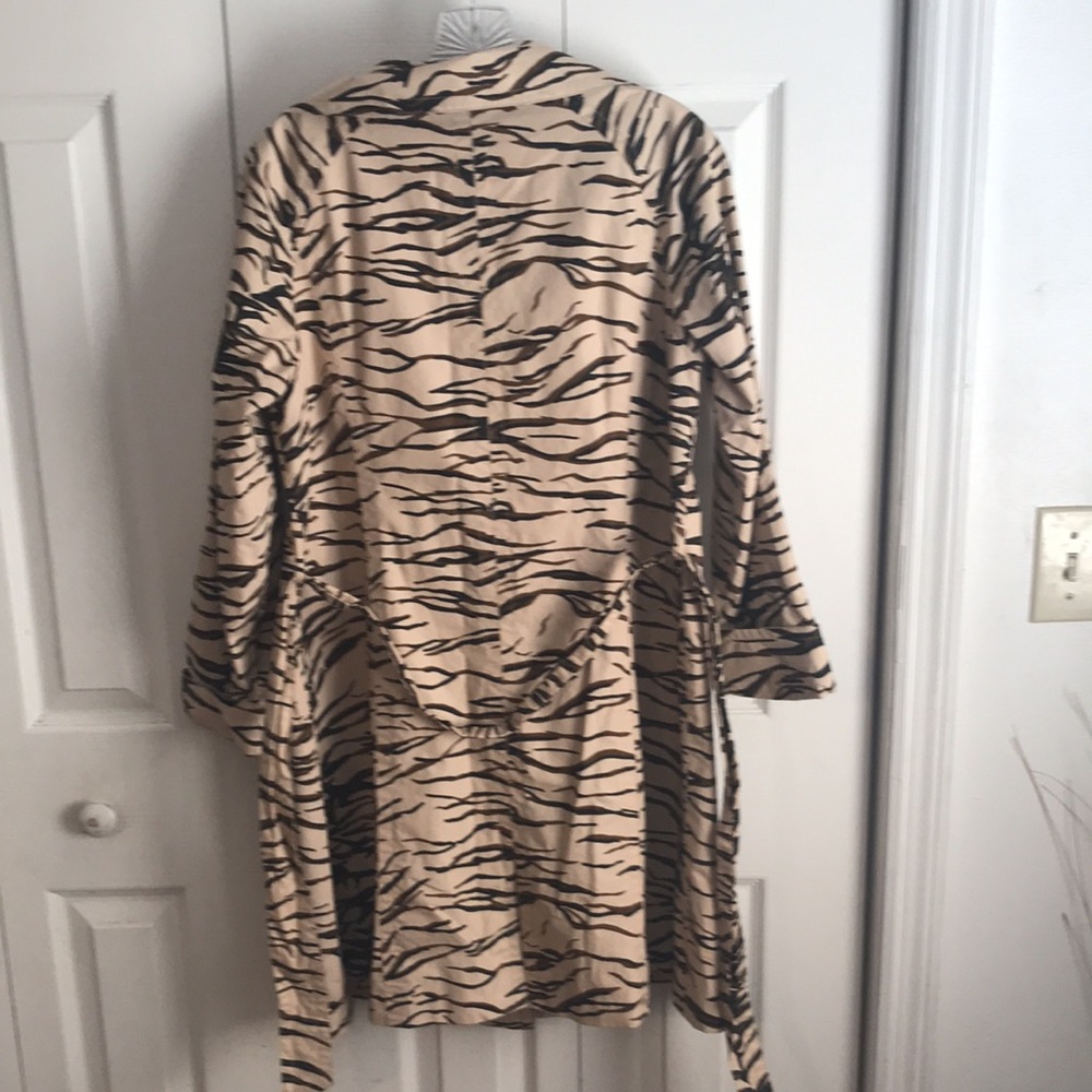 Animal Print light weight ❤️.    XS